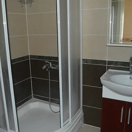 Rahal Vip 1 Apartment *
