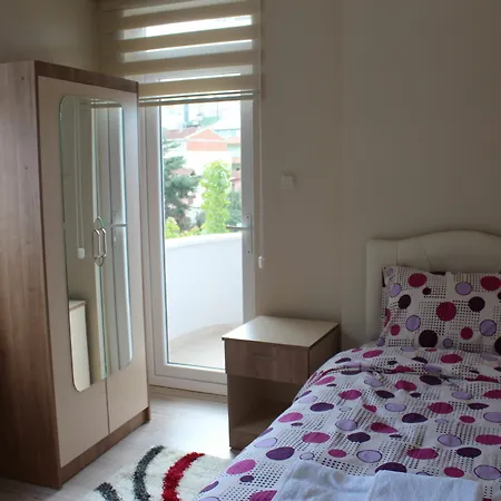 Apartment Rahal Vip 1 *
