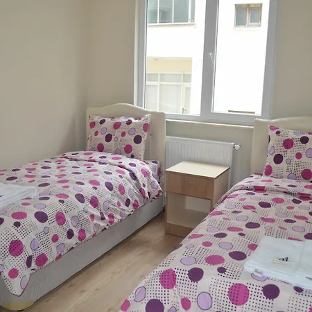 Apartment Rahal Vip 1